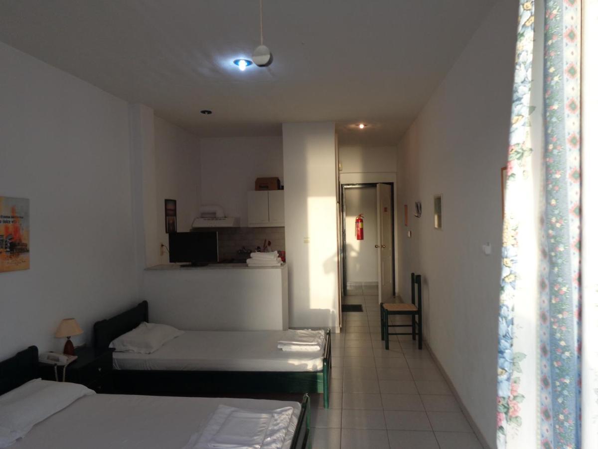 Hotel Porto Kairis Oreoi Esterno foto